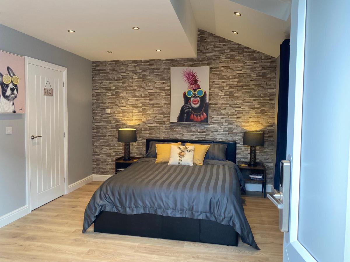 Modern Luxury 1 Bed Apartment With Parking Near Stansted Airport Stansted Mountfitchet Exteriör bild